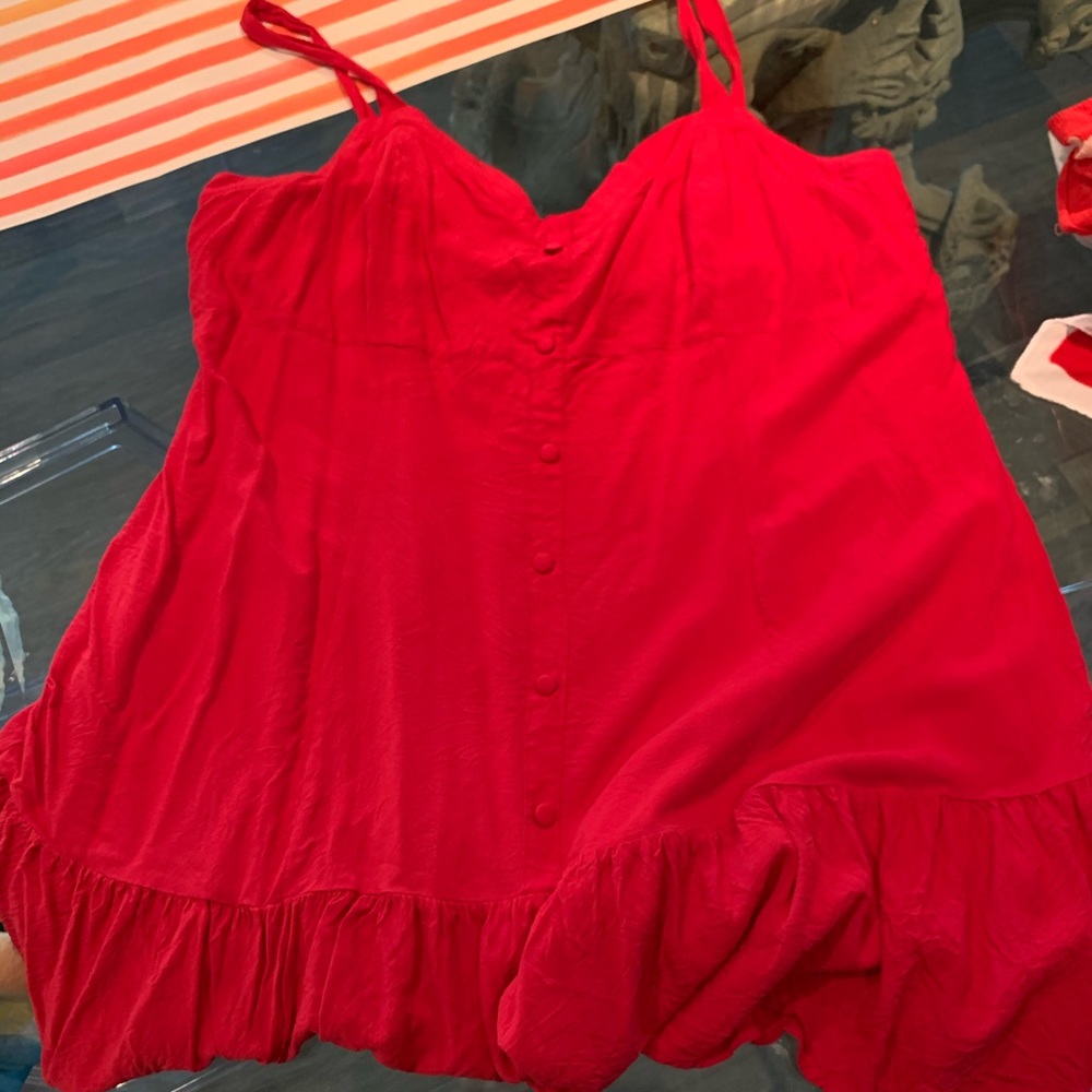 Venus red dress